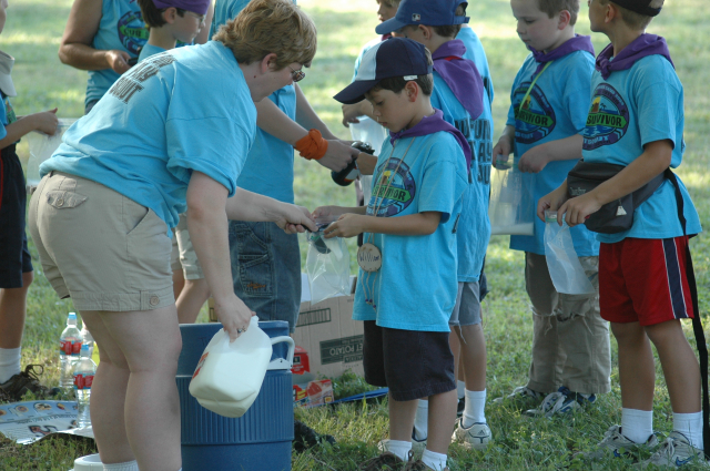 2010-Pack409-Blue-n-Gold - 037.jpg